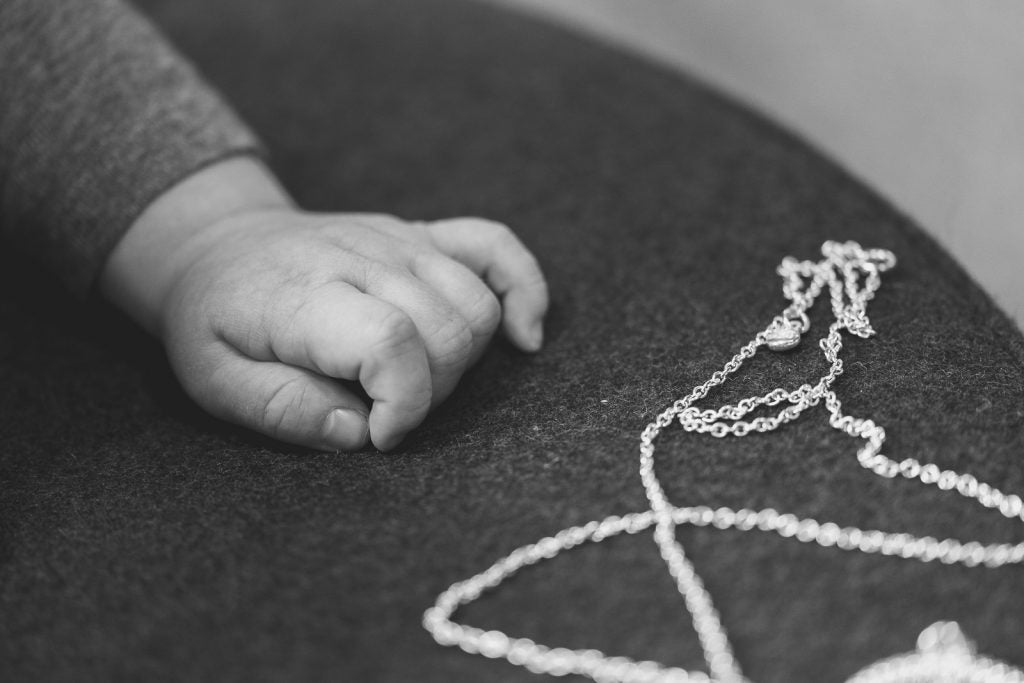 Nyt juhlitaan uutta perheenjäsentä – Viisi lahjavinkkiä kastejuhlaan tai nimiäisiin