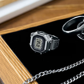Casio CRW-001-1ER sormuskello hopeanvärisenä