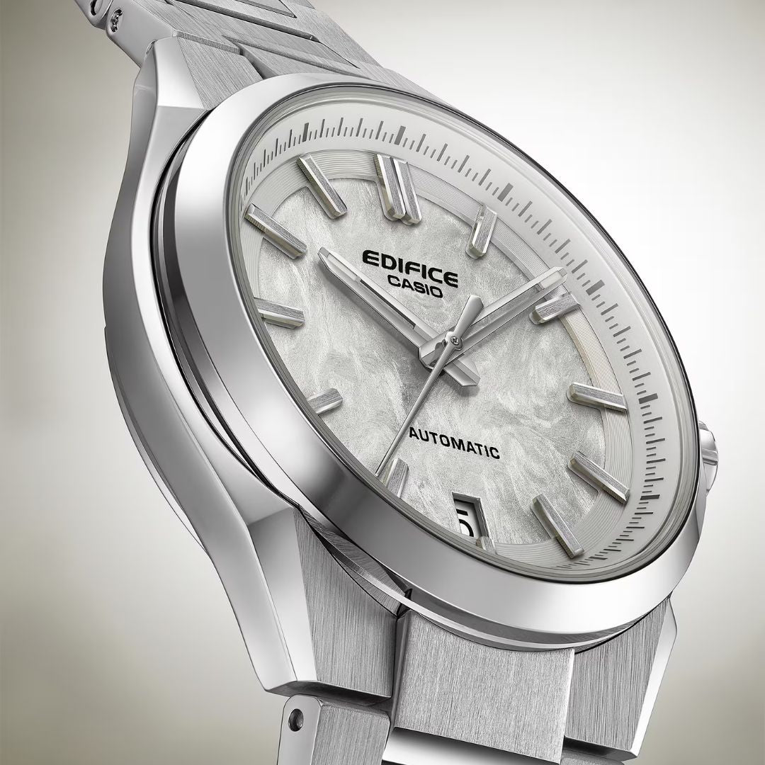 Casio Edifice Automatic EFK-100D-7AER miesten rannekello hopealla kellotaululla