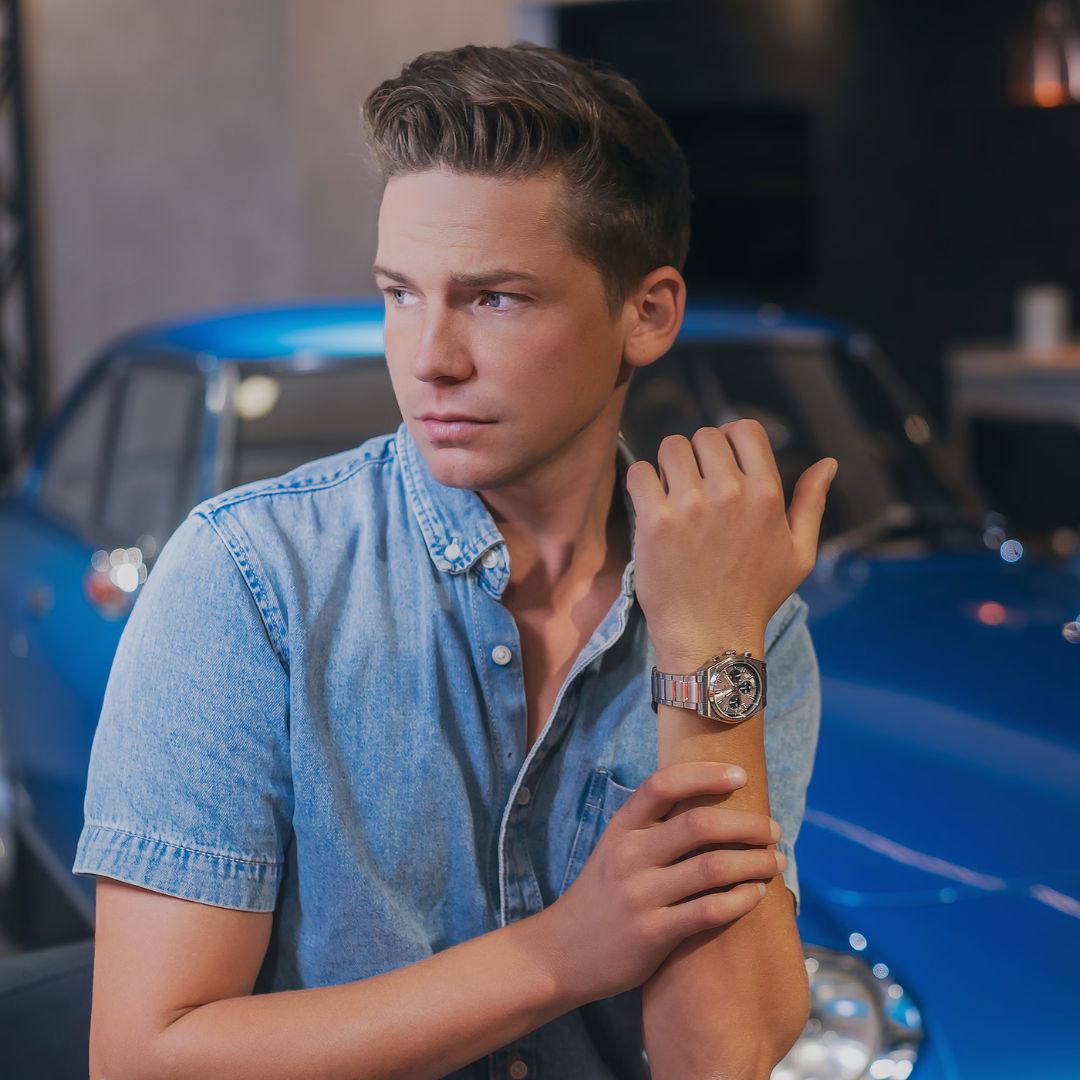 Casio Edifice Chronograph EFB-730D-7AVUEF miesten rannekello