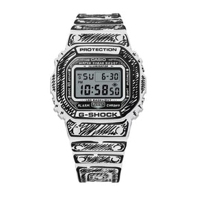 Casio G-Shock DW-5600JV-7ER valkoinen digitaalinen rannekello mustilla yksityiskohdilla