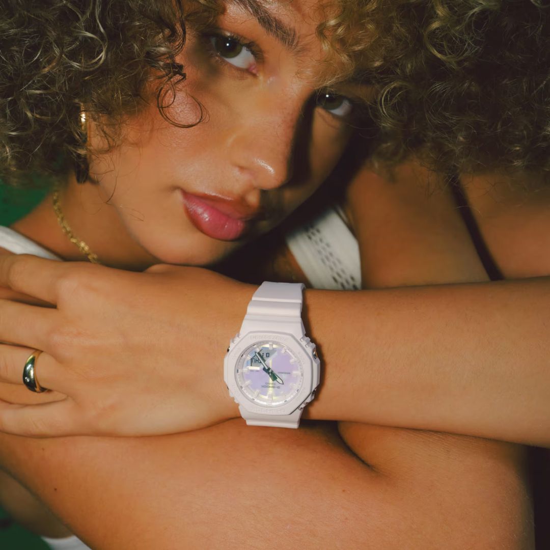 Casio G-Shock GMA-P2100PC-4AER naisten rannekello