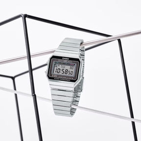 Casio Vintage A700WE-1AEF rannekello, hopeanharmaa ranneke ja kuori