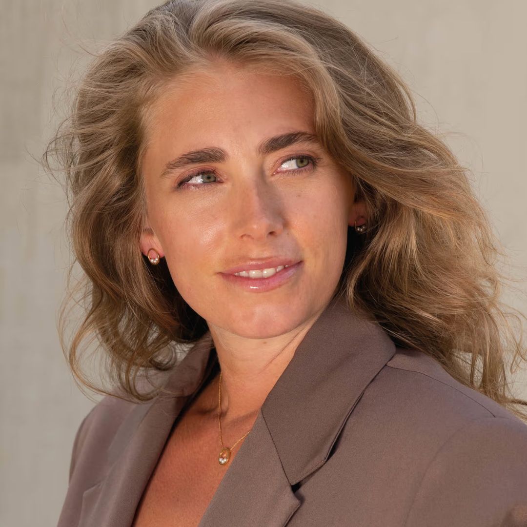 Efva Attling Little Roller Coaster kaulakoru, 18K keltakultaa ja makeanvedenhelmet