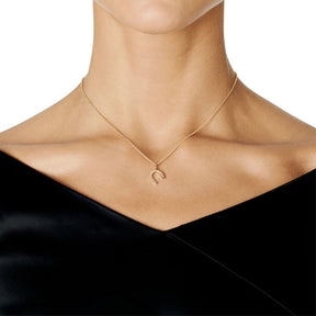 Efva Attling Take No Shit riipus, keltakultaa