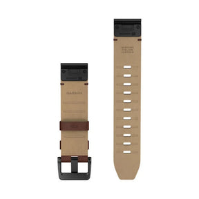 Garmin QuickFit nahkaranneke vaaleanruskeana, mustalla soljella ja ruskealla kiinnityslenkillä edestä ja takaa tarkasteltuna
