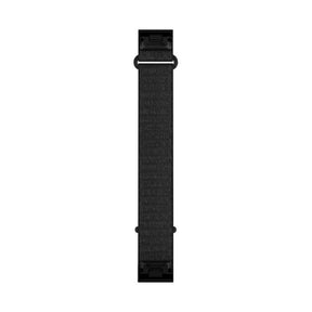 Garmin QuickFit 20 mm pitkä musta kangasranneke, etupuoli ja kiinnitysosat näkyvissä