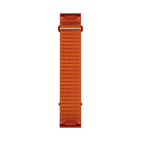 Garmin QuickFit 26 mm tiilenpunainen ja oranssi kangasranneke edestä, punaisilla kiinnikkeillä