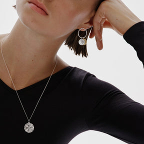 Kalevala Amuletti Neliapila riipus, hopea