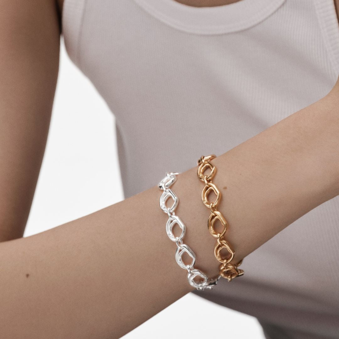 Kalevala Männyt rannekoru, hopea