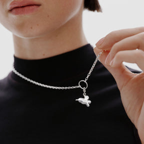 Kalevala x Marimekko Garden Kukasta kukkaan hela, hopeaa