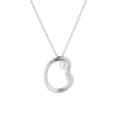 Lumoava Uoma riipus Akoya-helmellä, hopeaa