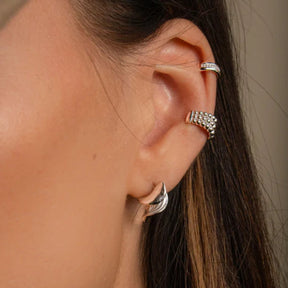 Lumoava Aika ear cuff korvakorut, hopeaa
