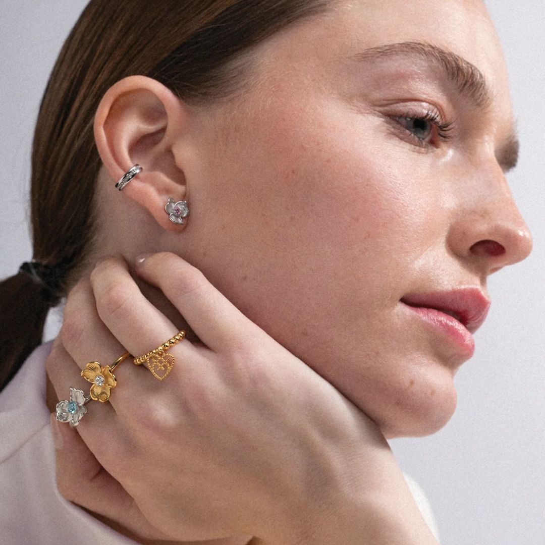 Lumoava Anna korvakorut pinkillä kivellä, hopea