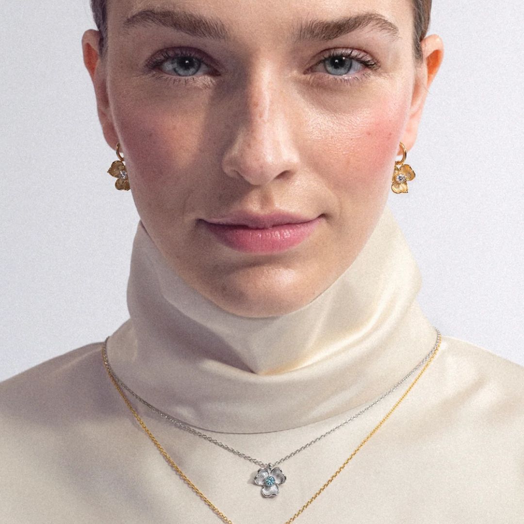 Lumoava Anna rengaskorvakorut pinkillä kivellä, hopeaa