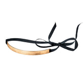 Lumoava Maininki choker riipus, keltakullattu hopea ja satiininauha, L67256200000