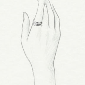 Lumoava Studio Drop On Repeat sormus, hopeanvärinen rodinoitu pronssi