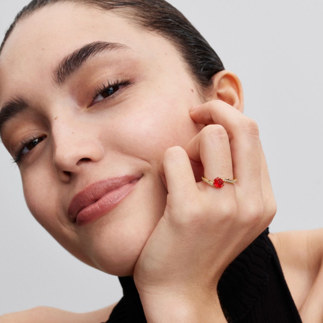 Pandora Disney Beauty and the Beast Enchanted Rose sormus, keltakullattu, 163984C01