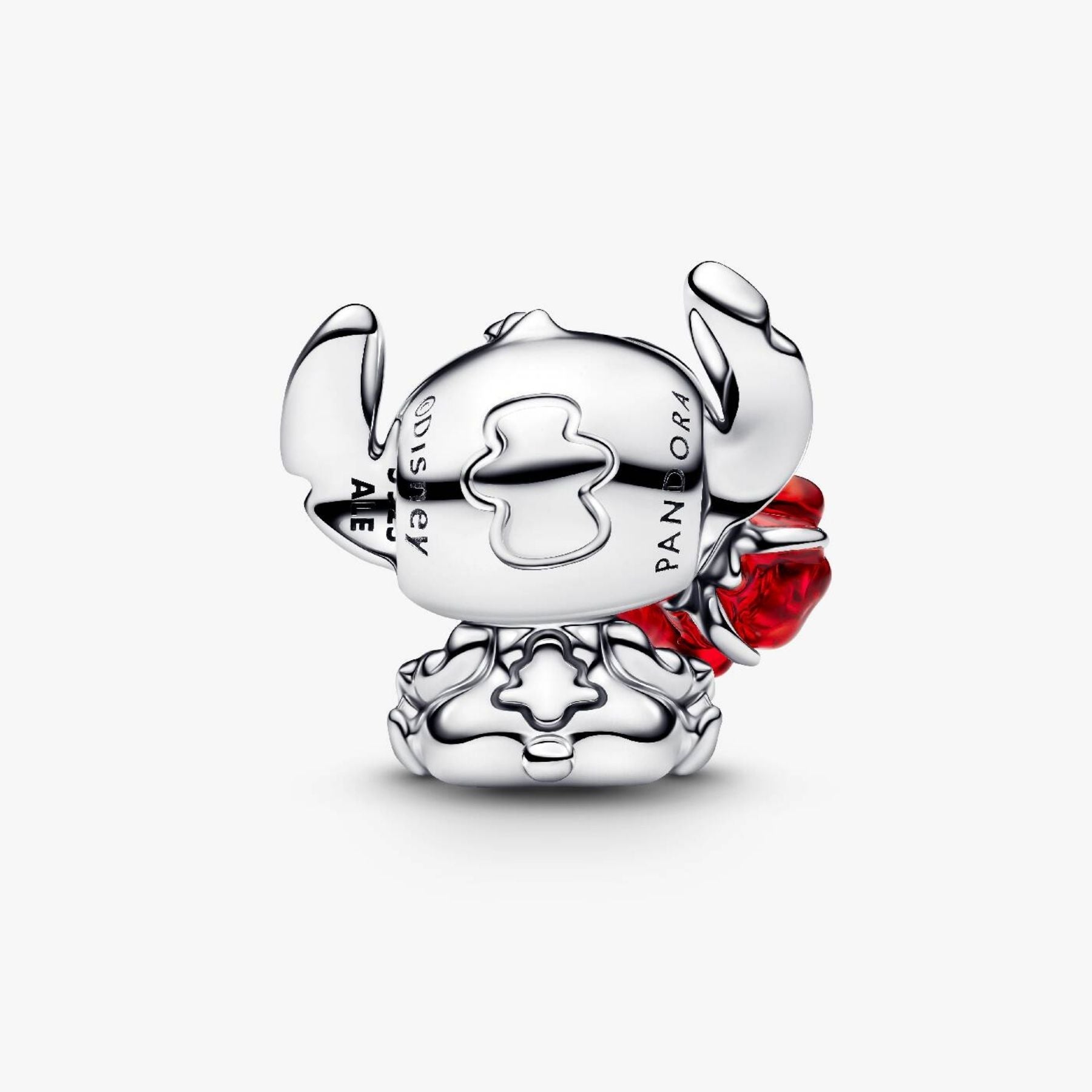 Pandoran hopeinen Disney Stitch hela, jossa Stitch pitelee punaista Murano lasiruusua.