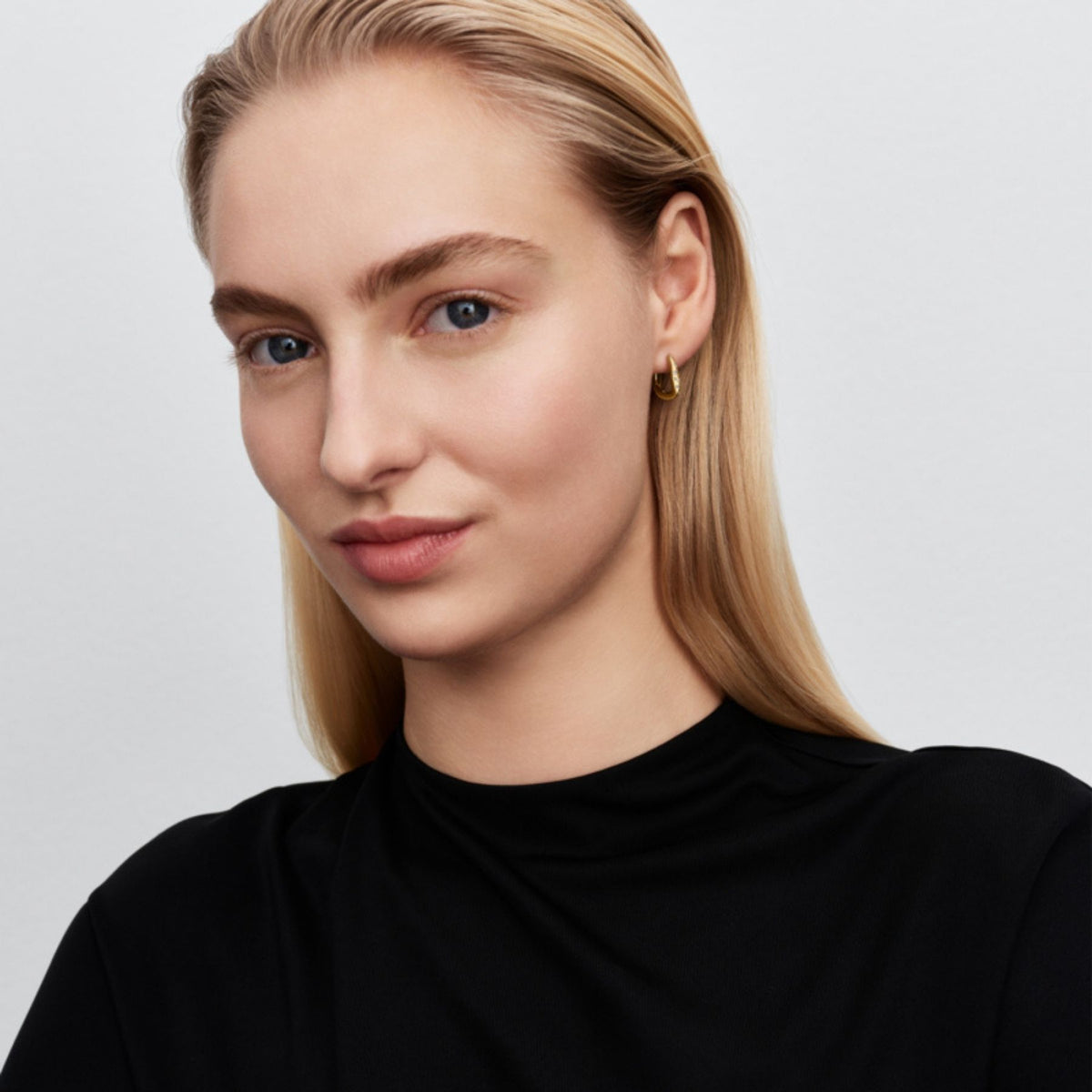 Pandora Essence Organically Shaped Stone-Set Hoop korvakorut, keltakullattu, 264663C01