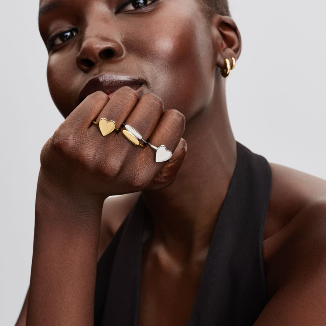 Pandora Essence Round Huggie rengaskorvakorut, keltakullattu, 263286C00