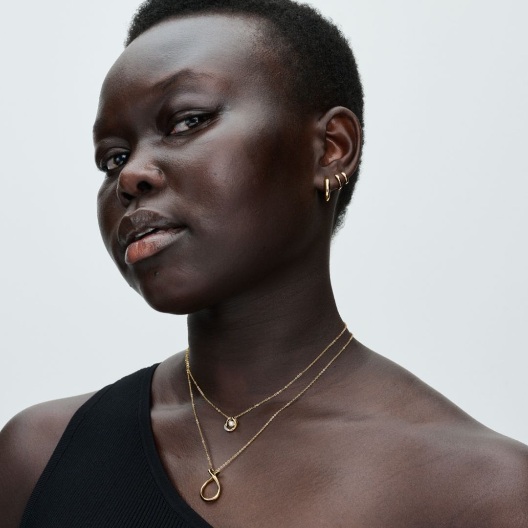 Pandora Essence Round Huggie rengaskorvakorut, keltakullattu, 263286C00