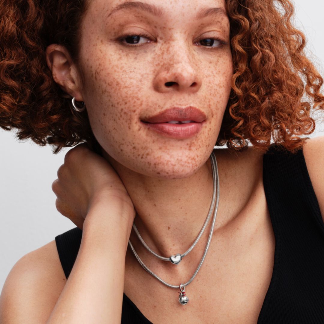 Pandora Essence Round rengaskorvakorut, hopea, 293320C00