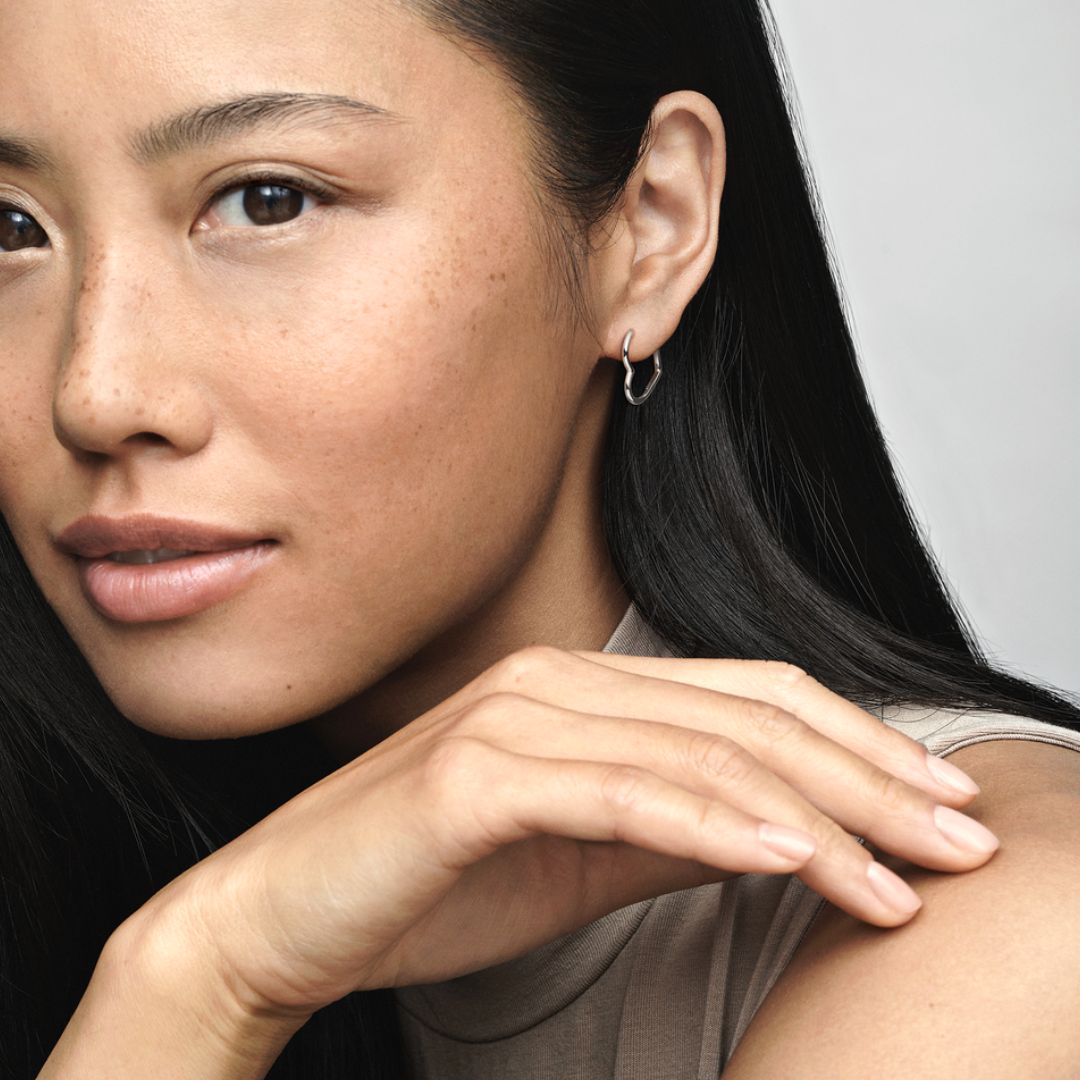 Pandora Moments Asymmetrical Heart rengaskorvakorut, hopea, 298307C00