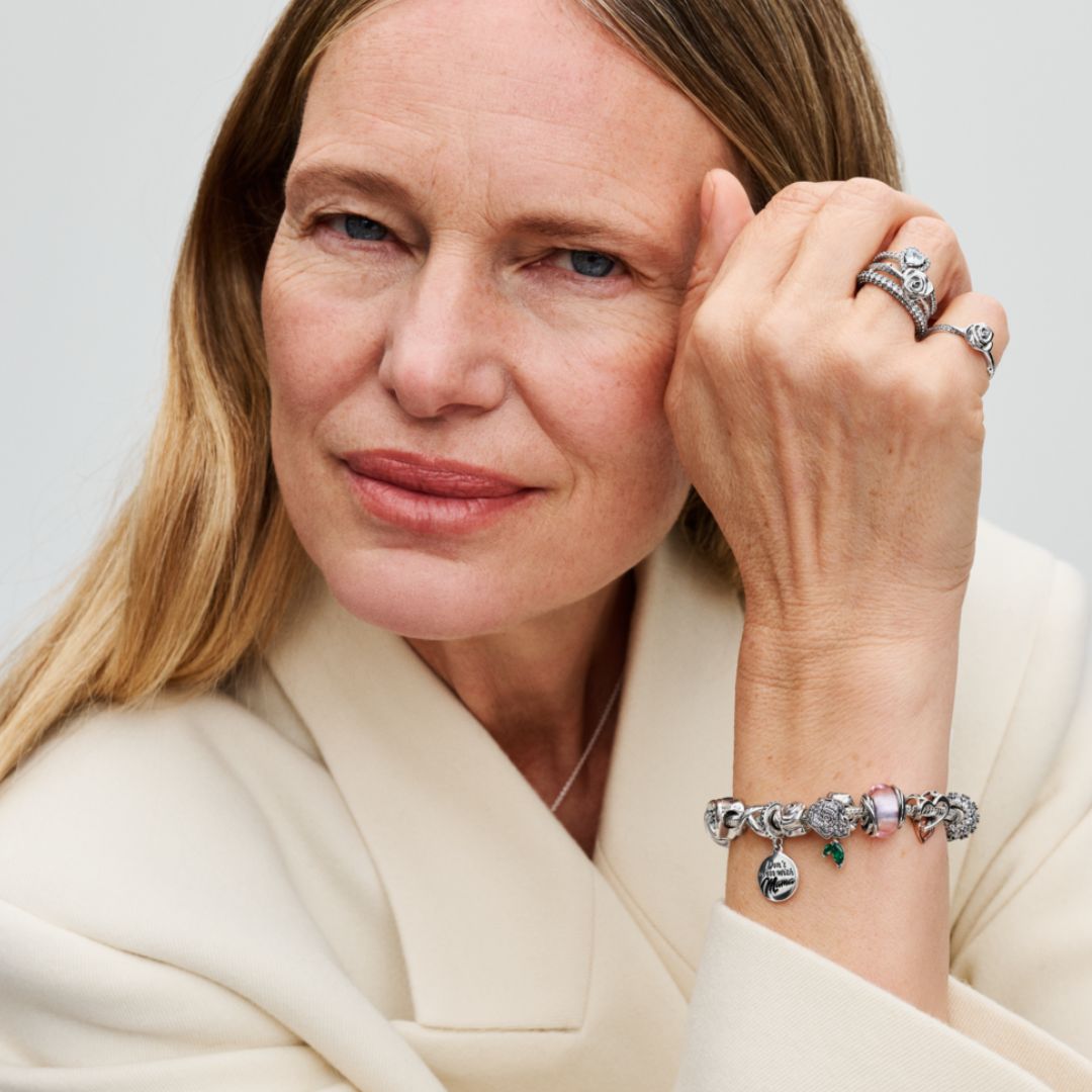 Pandora Moments Encircled Pink Murano Glass hela, hopea, 793241C00