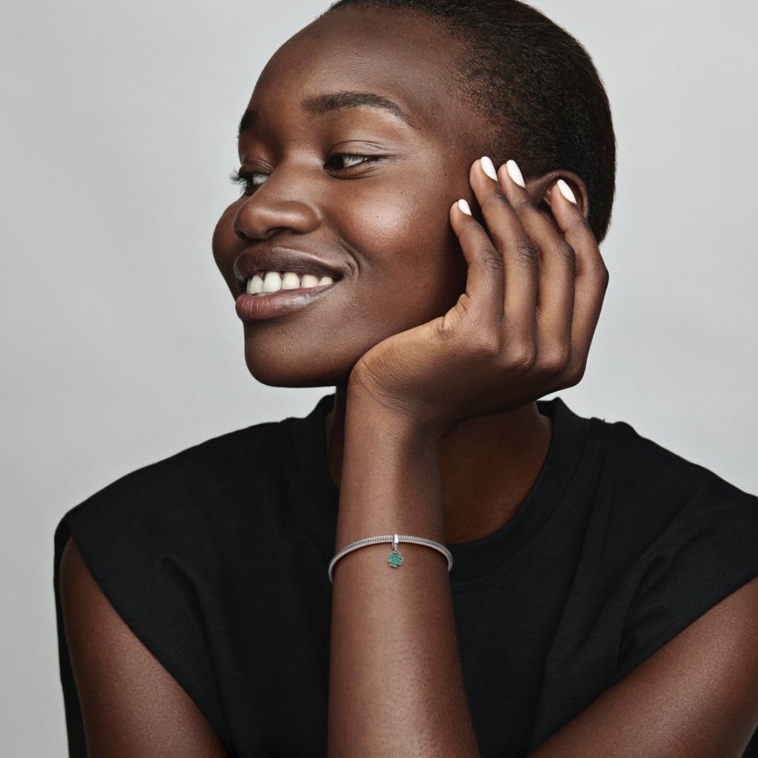 Pandora Moments Four Leaf Clover hela, hopea, 792751C01