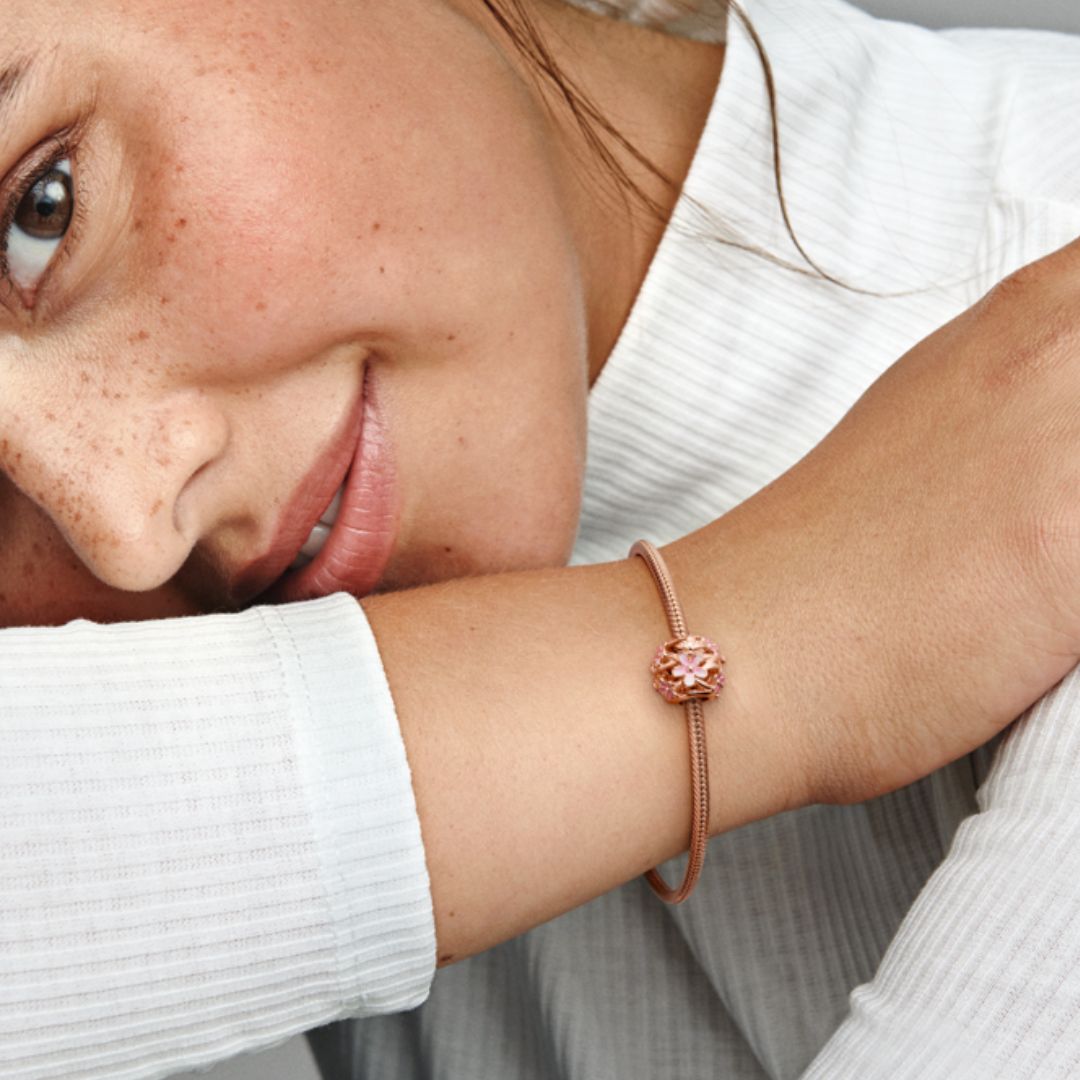 Pandora Moments Openwork Pink Daisy Flower hela, ruusukullattu, 788772C01