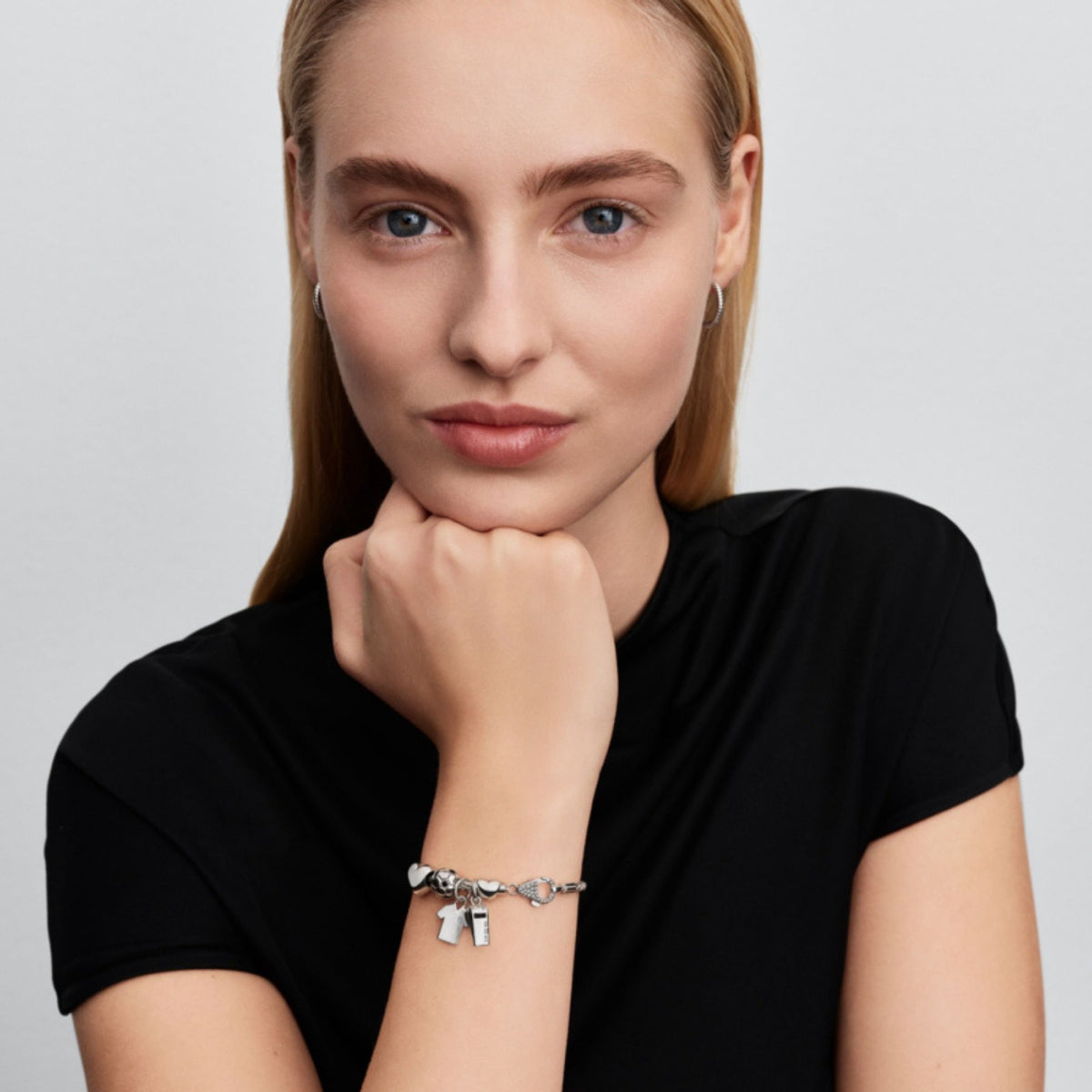 Pandora Moments Referee Whistle hela, hopeaa, 794713C01