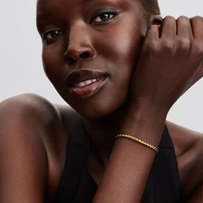 Pandora Moments Round Clasp Wing Chain rannekoru, keltakullattu, 564028C00