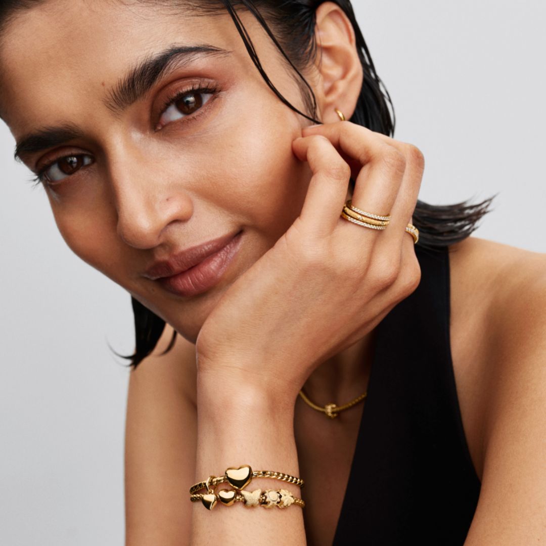 Pandora Moments Textured Butterfly mini hela, keltakullattu, 764046C00