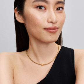 Pandora Moments Textured Clover mini hela, keltakullattu, 764047C00