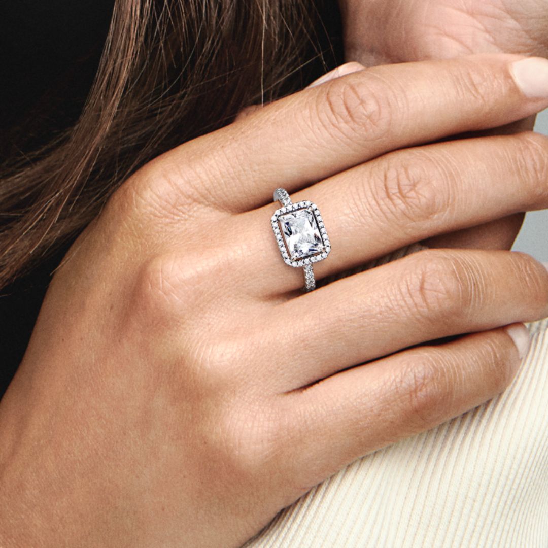 Pandora Timeless Rectangular Sparkling Halo sormus, hopea, 192391C01