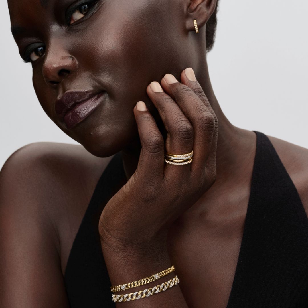 Pandora Timeless Sparkling Band sormus, keltakullattu, 162999C01