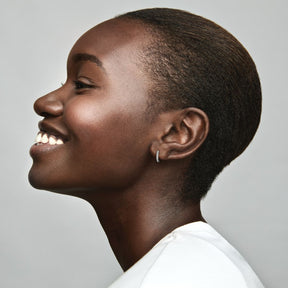 Pandora Timeless Sparkling Huggie rengaskorvakorut, hopea, 293015C01