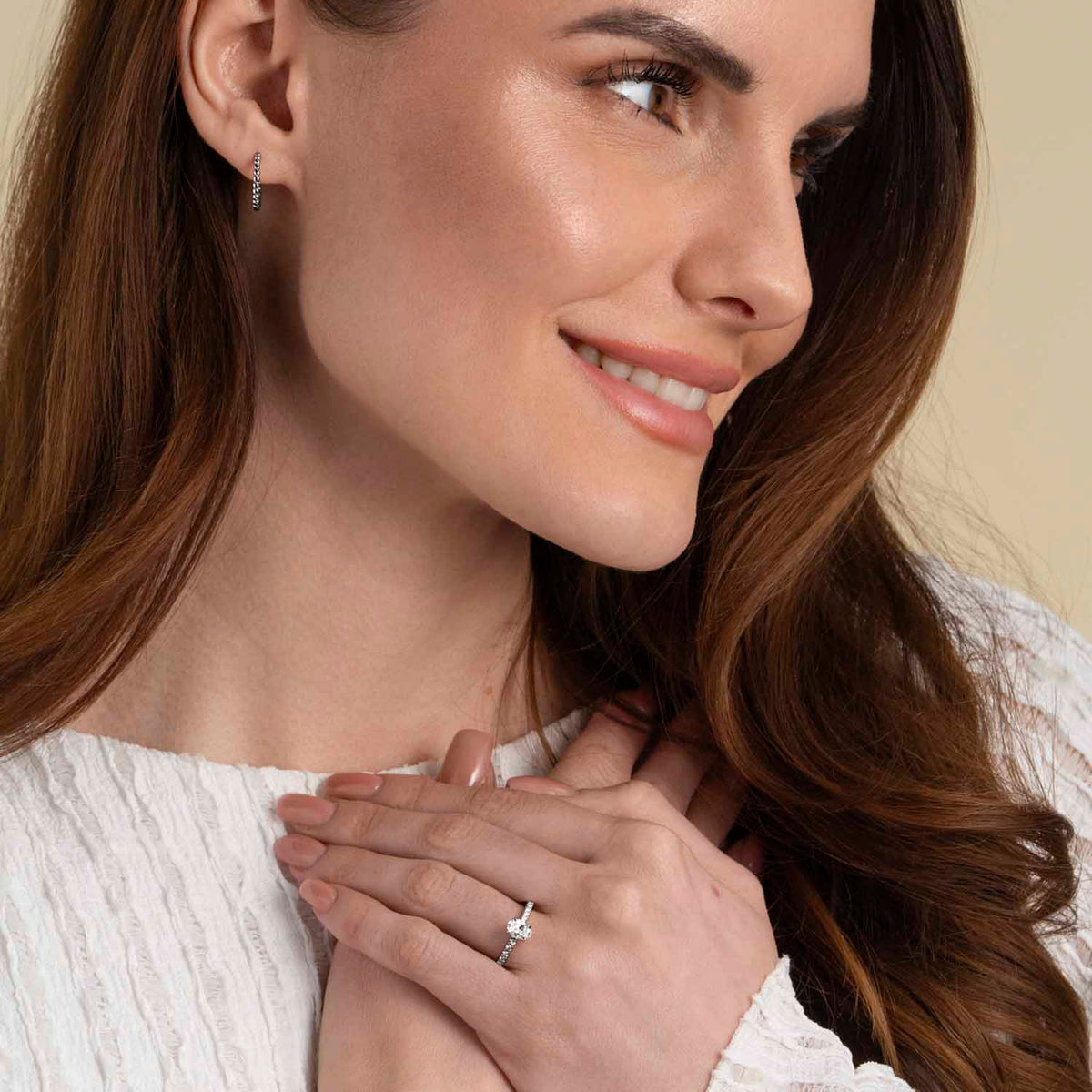 Silván Charlotte Ovaali timanttisormus 0,60ct, valkokultaa, Silván vihkisormukset