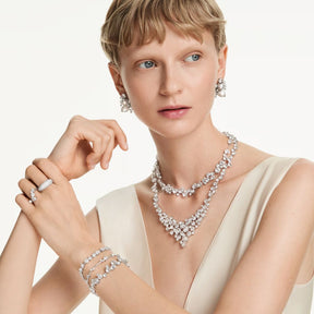 Swarovski Constella korvakorut, vaalea metalli, kirkkaat kristallit ja valkoiset helmet, 5722498