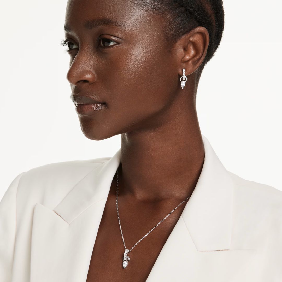 Swarovski Mesmera riipus ja korvakorut, vaalea metalli ja kirkkaat kristallit 5723197