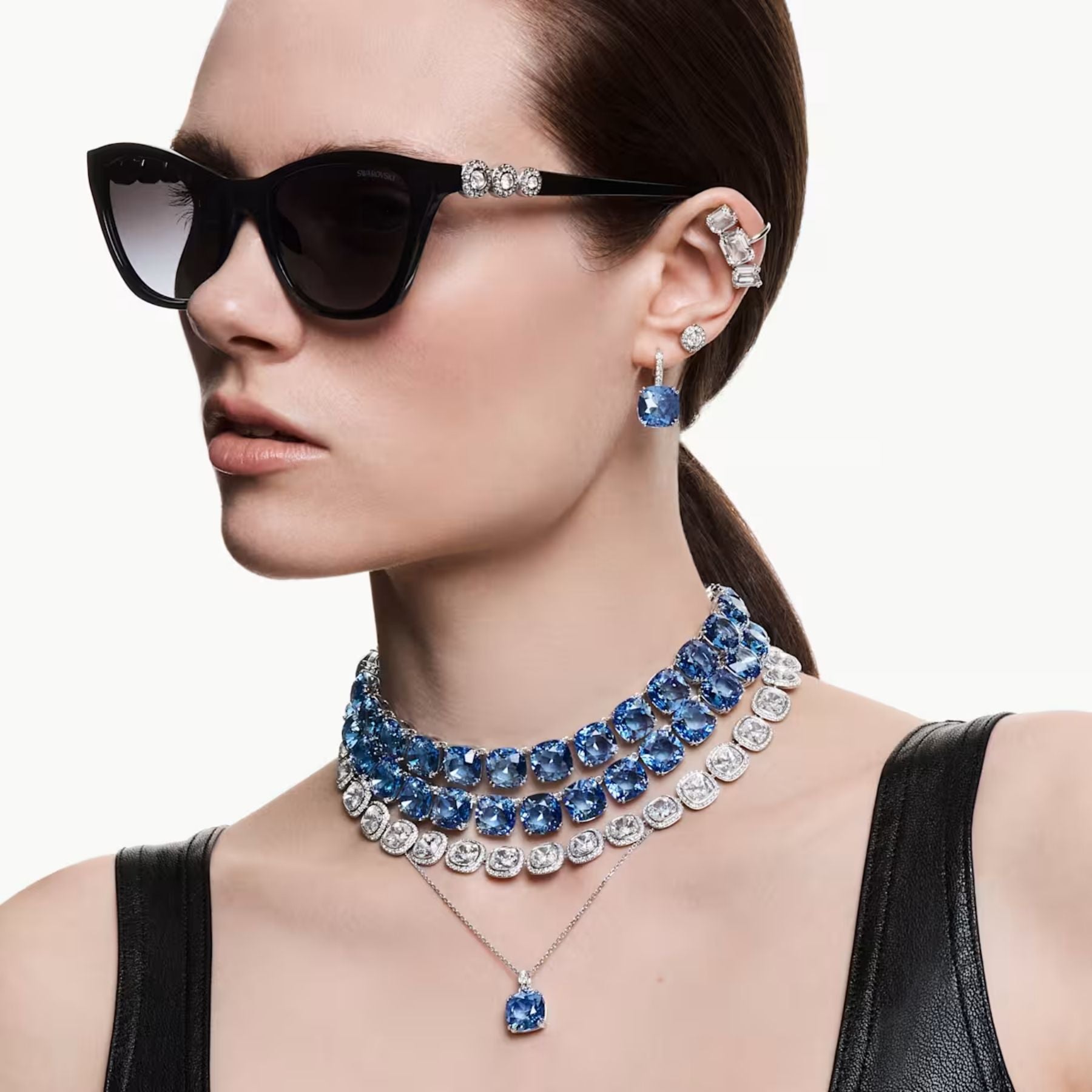 Swarovski Millenia korvakorut, vaalea metalli ja siniset kristallit, 5756150