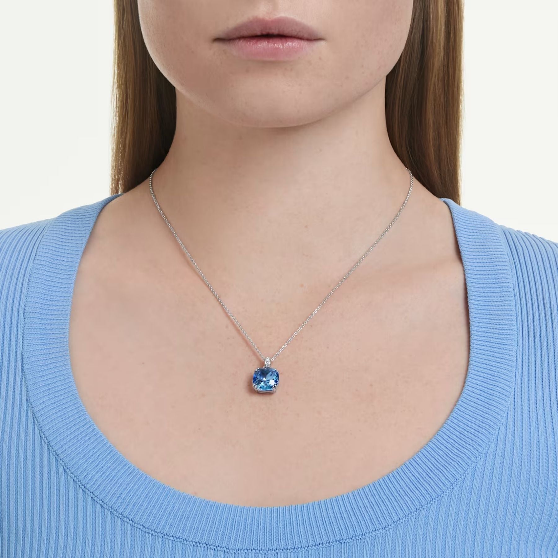 Swarovski Millenia riipus, vaalea metalli ja sininen kristalli, 5760057