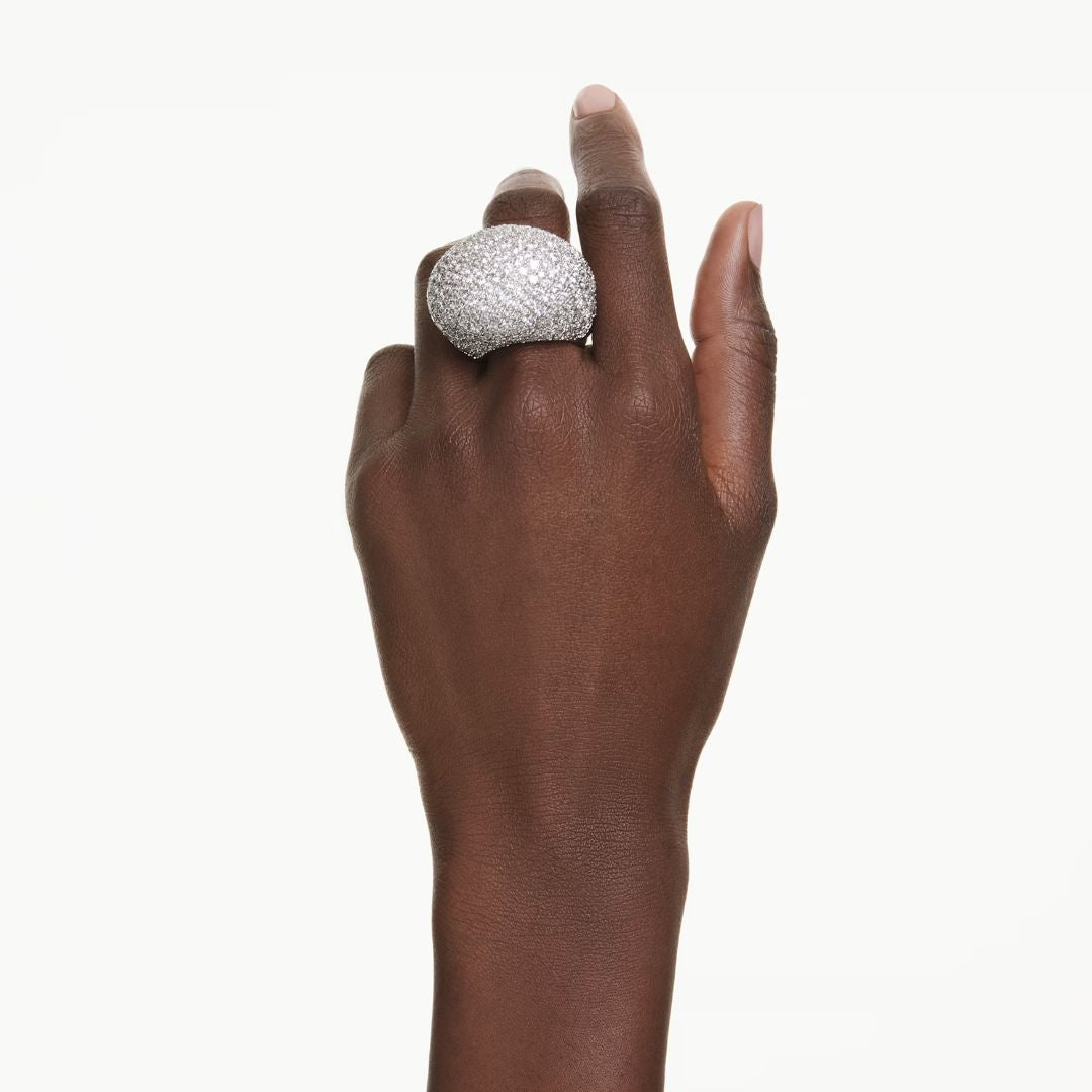 Swarovski Sublima sormus, vaalea metalli ja kirkkaat kristallit