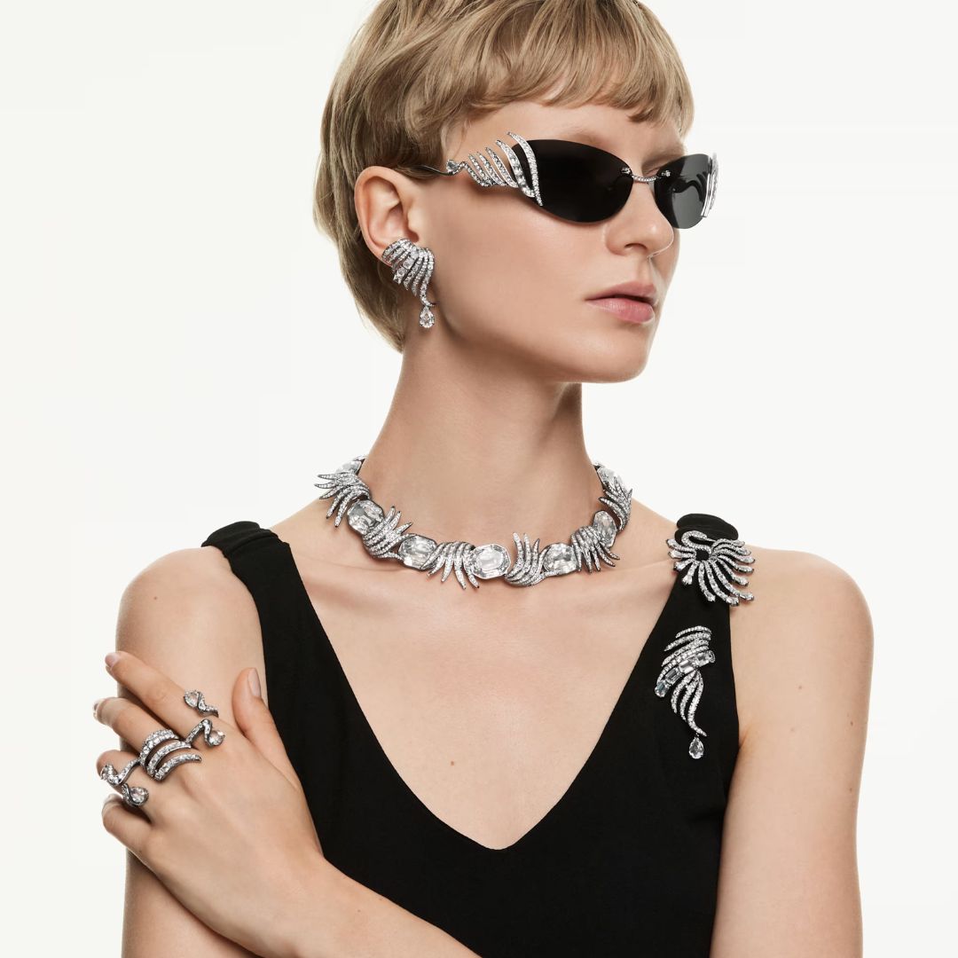 Swarovski The Vienna Collection Ear Cuff korvakorut, tumma metalli kirkkailla kristalleilla 5709265