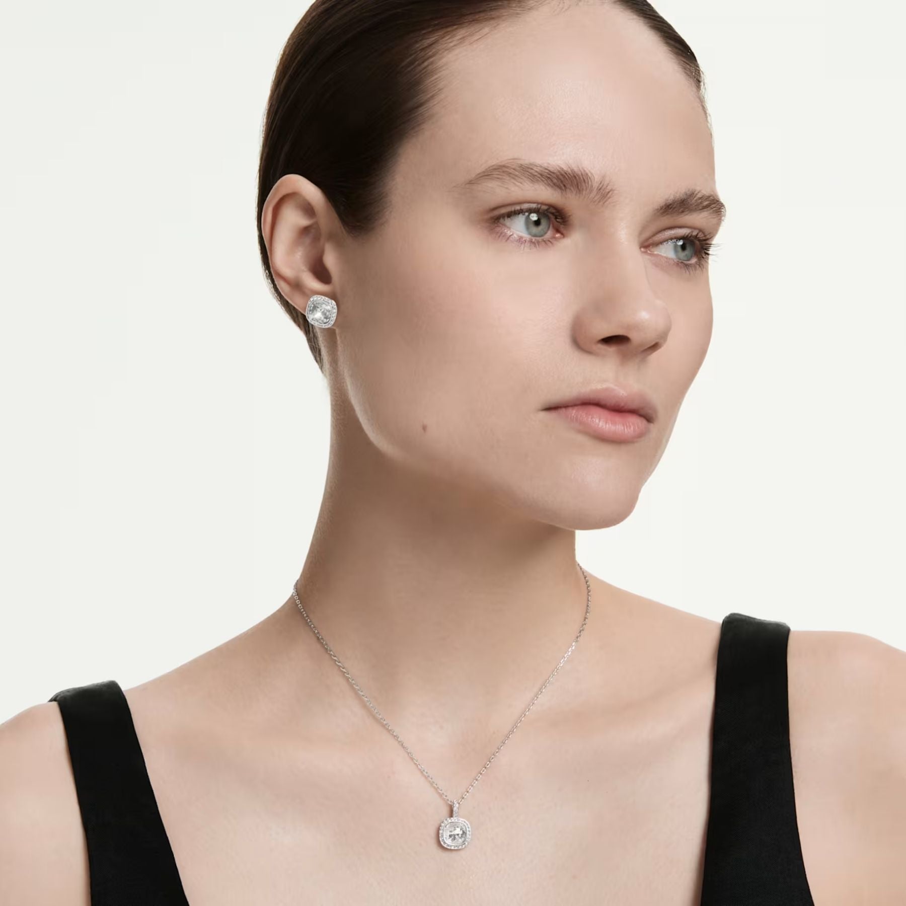 Swarovski Una Angelic korusetti, korvakorut ja kaulakoru, vaalea metalli ja kirkkaat kristallit, 5754343