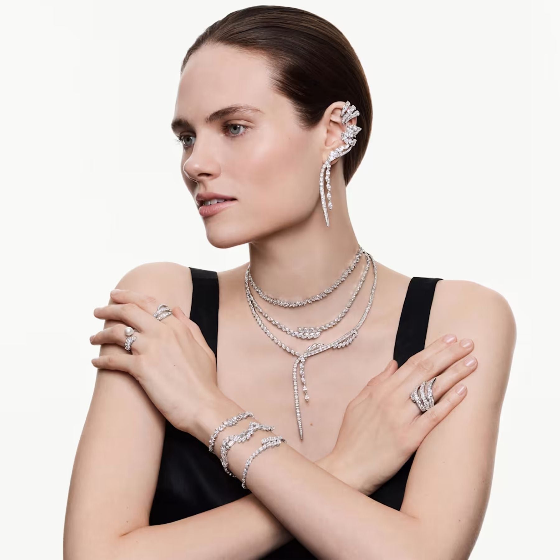 Swarovski Vienna sormus, vaalea metalli ja kirkkaat zirkonit, 5762204