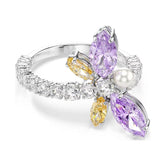 Swarovski x Ariana Grande Dragonfly sormus, moniväriset kristallit ja helmi, 5737368