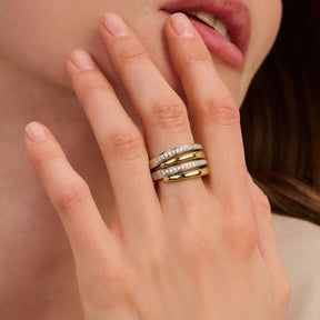 TI SENTO Bold Layered sormus, keltakullattua hopeaa ja zirkonit, 12409ZY