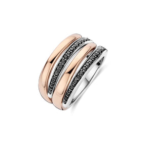 TI SENTO Bold Layered sormus, rosekullattua hopeaa ja mustat zirkonit, 12409BR